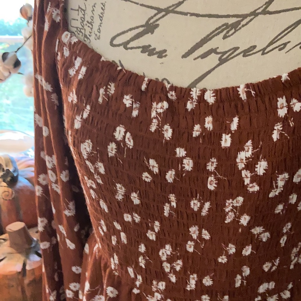 Dress - Picture 3 of 6